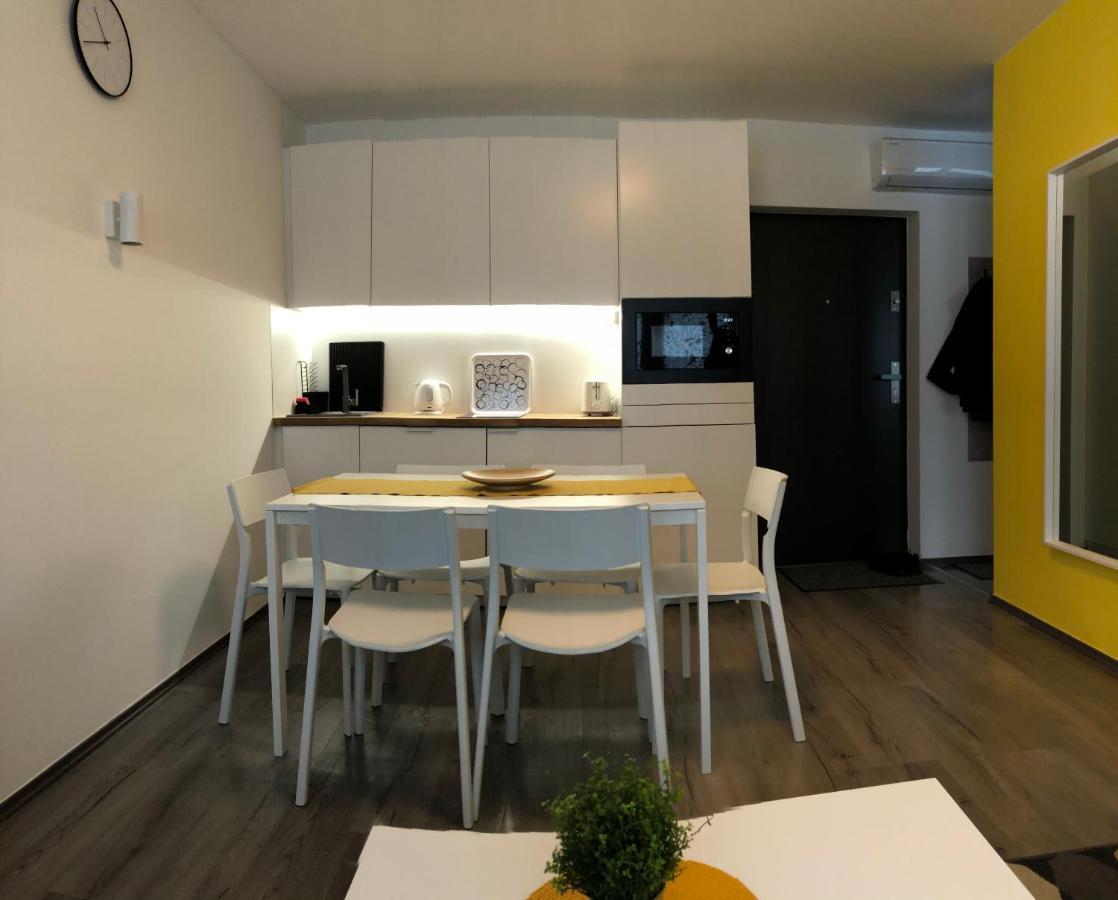 Millenove Apartman Balatonfoeldvar Екстер'єр фото